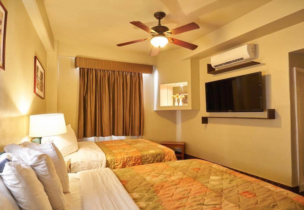 Hotel Del Norte เม็กซิกาลิ ภายนอก รูปภาพ