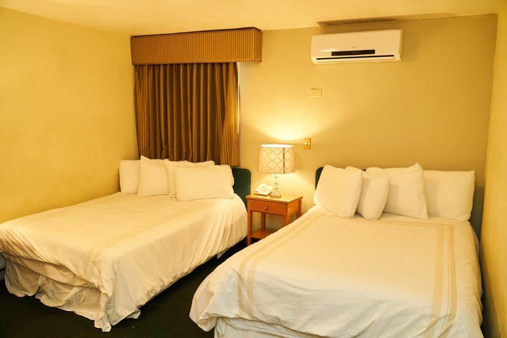 Hotel Del Norte เม็กซิกาลิ ภายนอก รูปภาพ