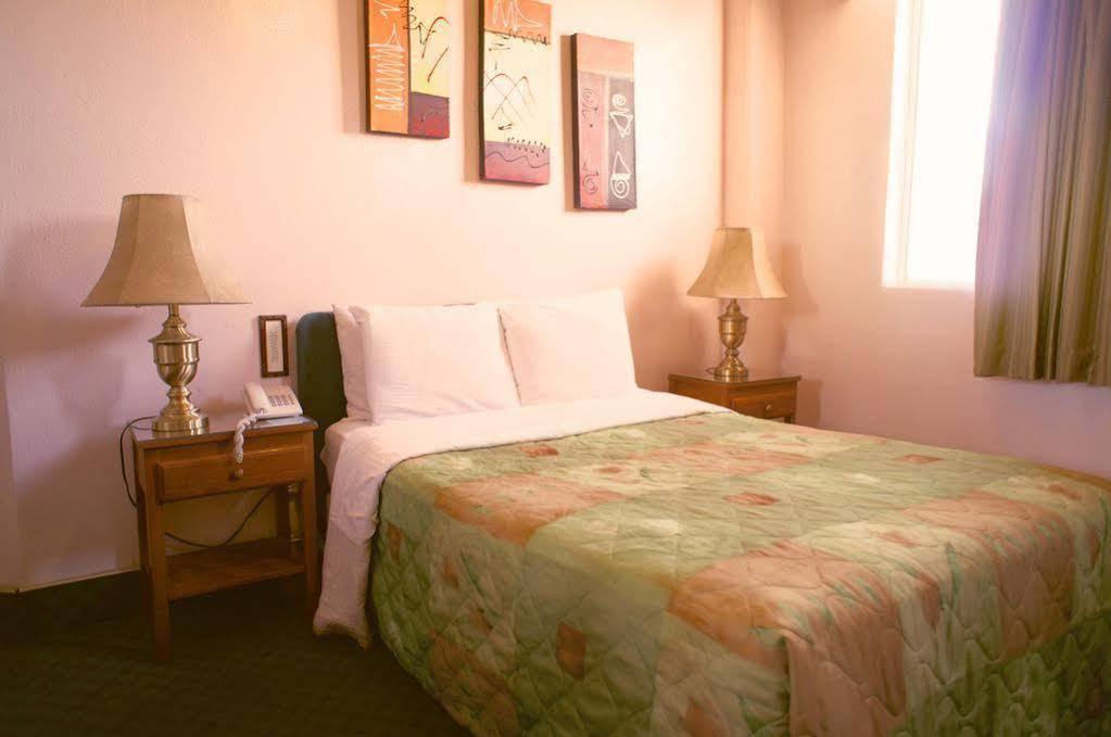 Hotel Del Norte เม็กซิกาลิ ภายนอก รูปภาพ